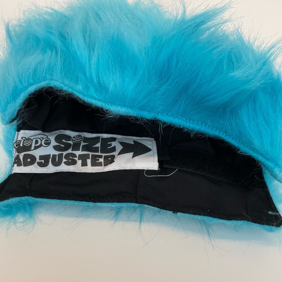 Dr Seuss ‘Thing 1 Thing 2’ Blue Hair Cap - Picture 5 of 7